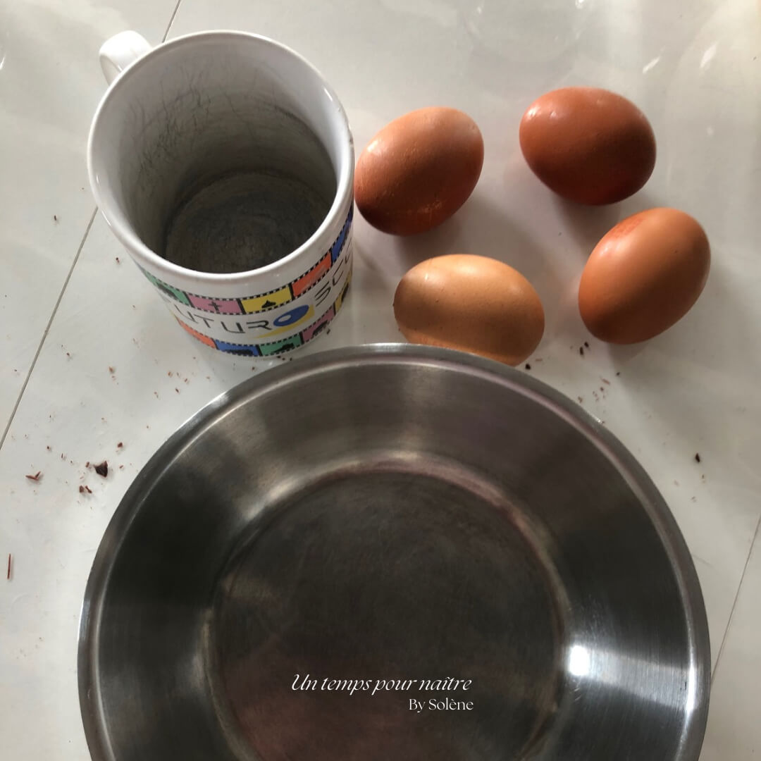 Découvrez ma recette gourmande de gâteau au chocolat et à la courgette, sans sucre raffiné. Idéal pour les enfants, ce dessert moelleux allie plaisir et nutrition saine.